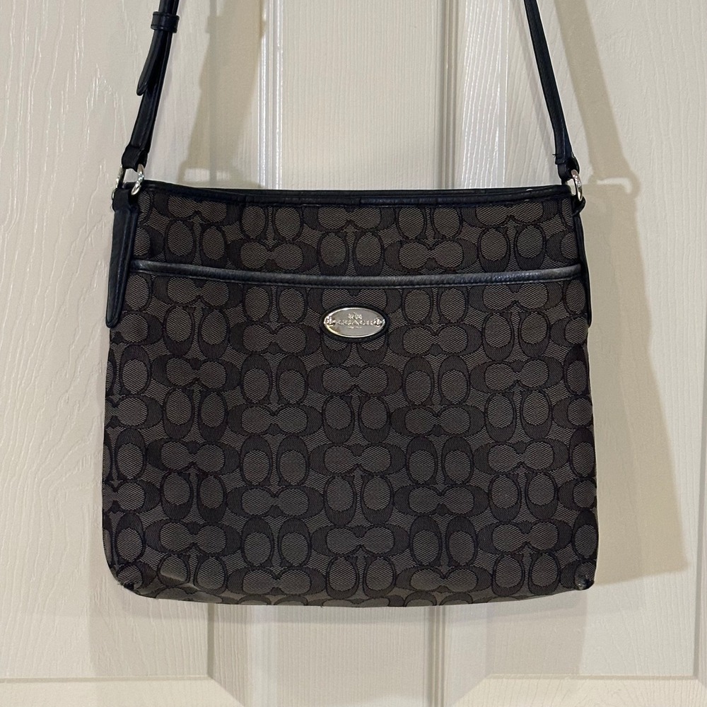 Coach Signature C Canvas Crossbody Bag Brown Black Monogram Shoulder Bag